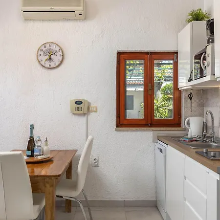 Apartment Sladonja