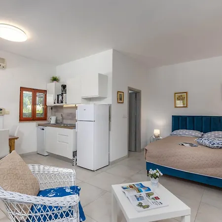 Apartment Sladonja