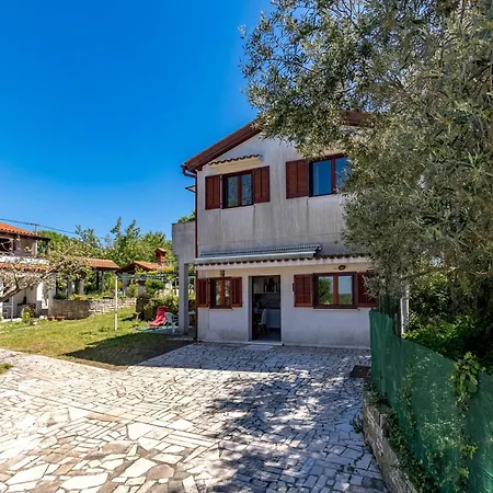 Sladonja Apartment